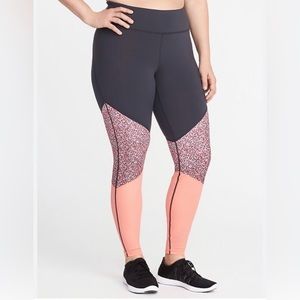 Old Navy Active Dry Woman’s Leggings Sz L Petite